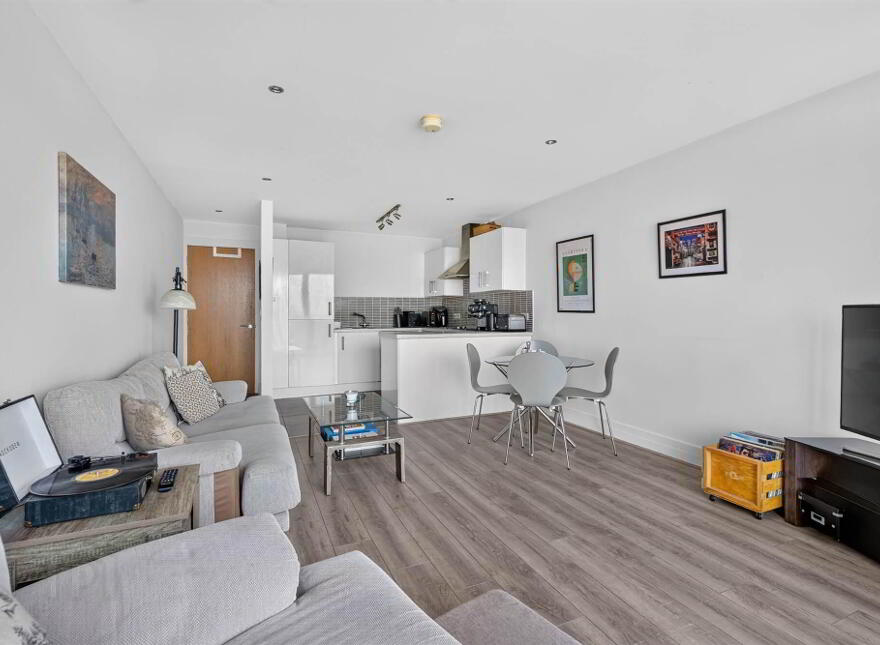 Apartment 72 James Clow Building 42 Pilot Street, Belfast, BT1 3EP