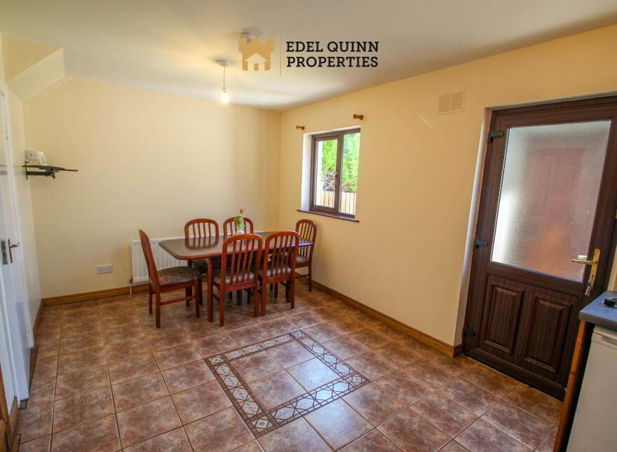 86 Emerald Drive, Killybegs, F94HK35