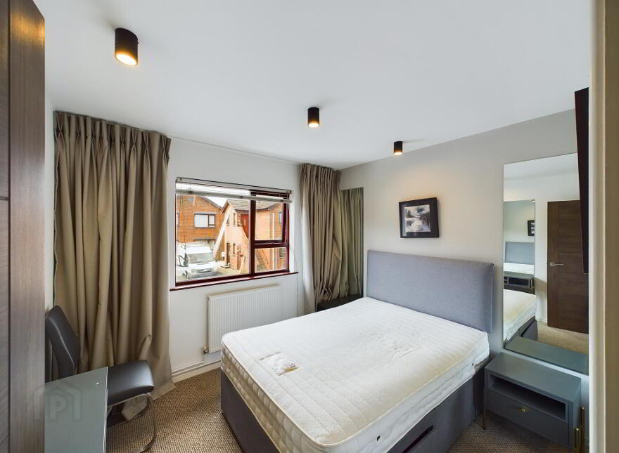 2 De Beere Court, Finaghy, Belfast, BT10 0DF