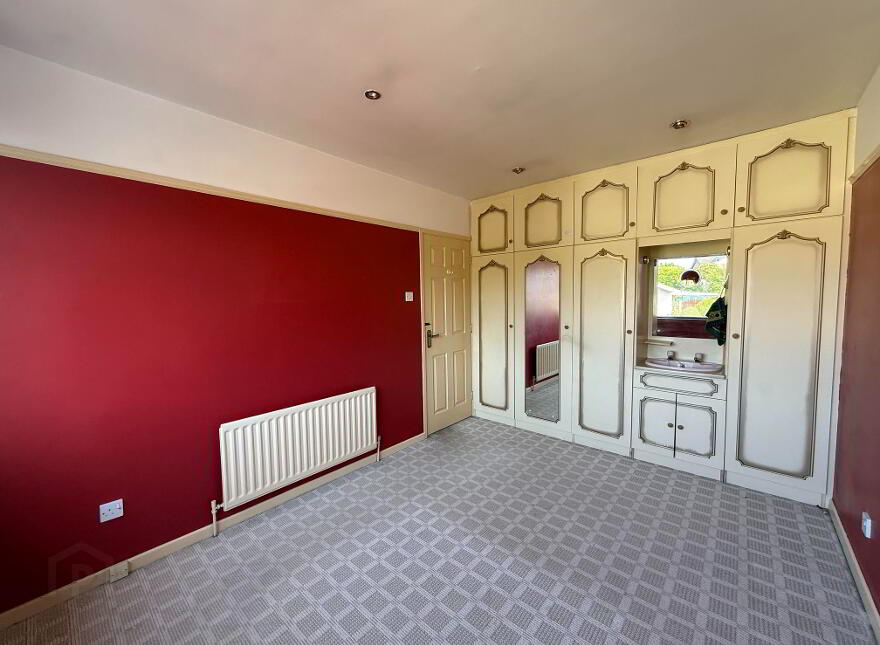 40 Kintullagh Park, Ballymoney Road, Ballymena, BT43 5HP