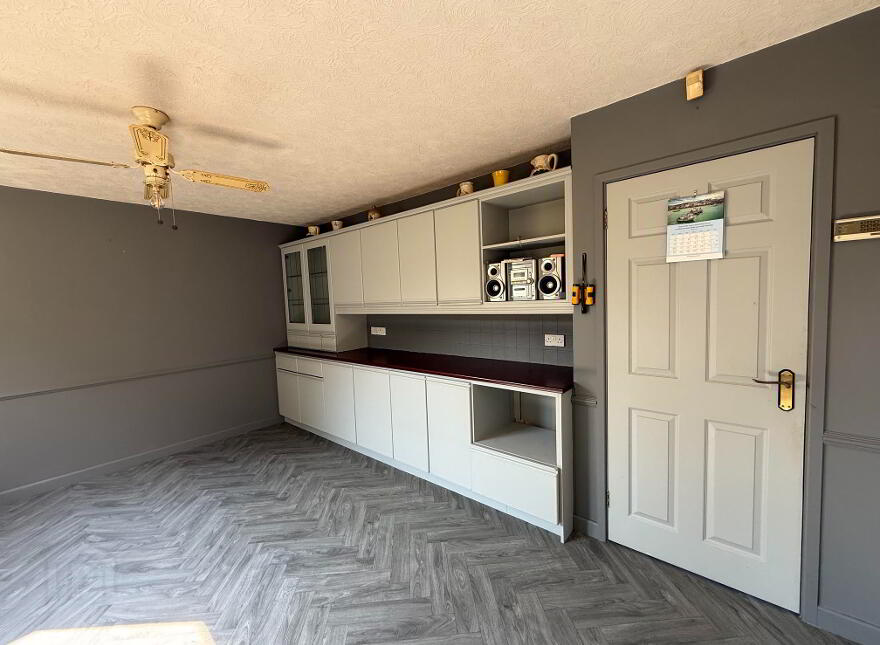 40 Kintullagh Park, Ballymoney Road, Ballymena, BT43 5HP
