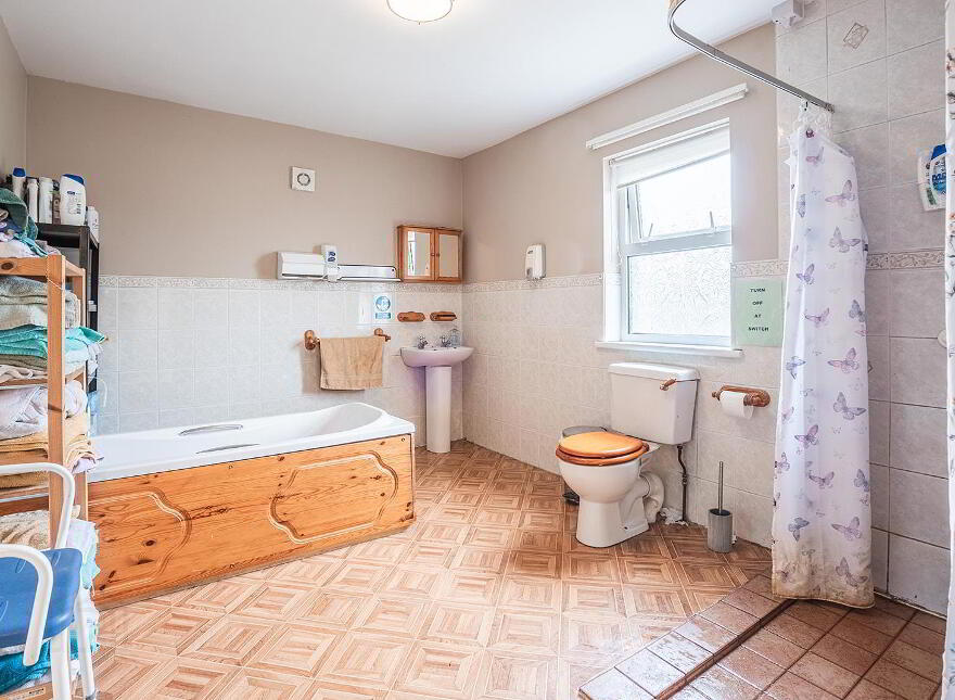182 & 182A Moyarget Road, Ballycastle, BT54 6JQ
