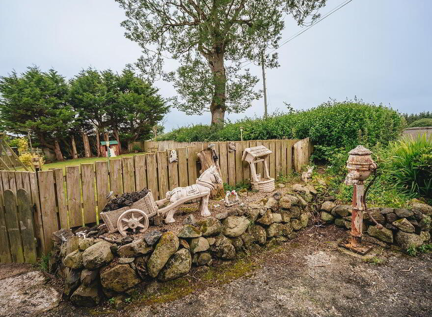 182 & 182A Moyarget Road, Ballycastle, BT54 6JQ