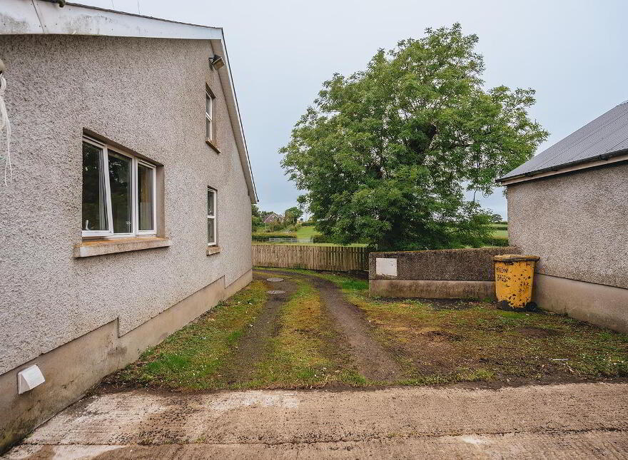 182 & 182A Moyarget Road, Ballycastle, BT54 6JQ
