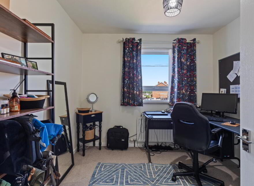 29 Whinpark Road, Newtownards, BT23 4HQ