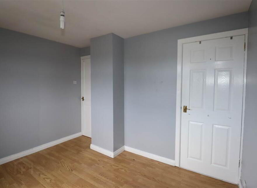 10 Cairnmore Avenue, Laurel Hill Road, Lisburn, BT28 2DW