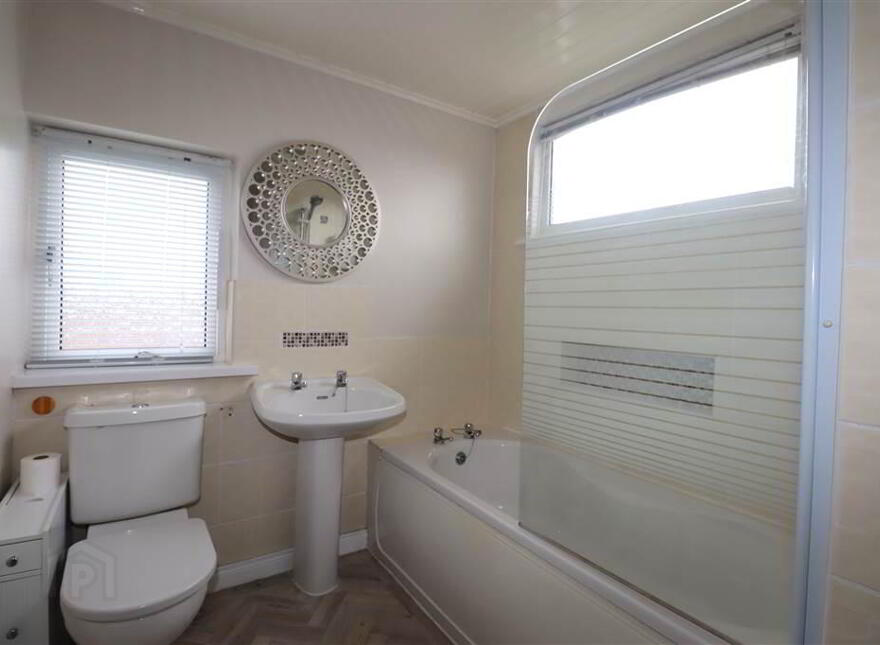 10 Cairnmore Avenue, Laurel Hill Road, Lisburn, BT28 2DW