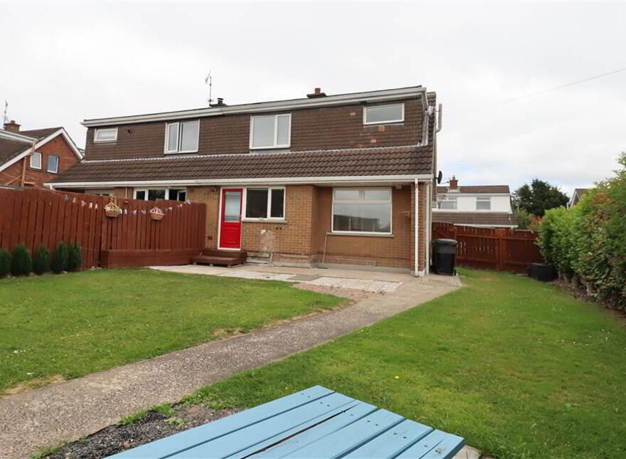 10 Cairnmore Avenue, Laurel Hill Road, Lisburn, BT28 2DW