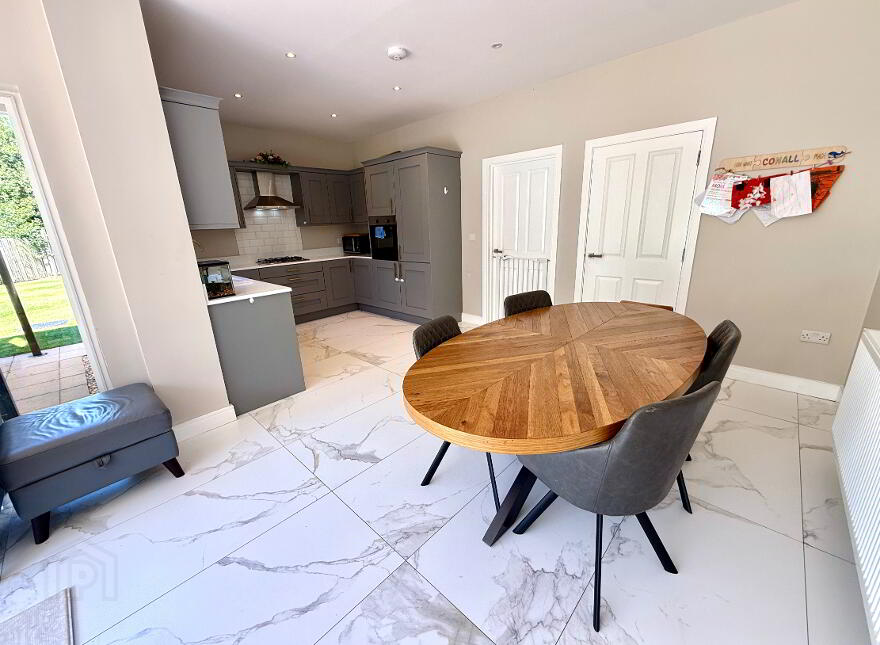30 The Hillocks, Waterside, Derry, BT47 3FR