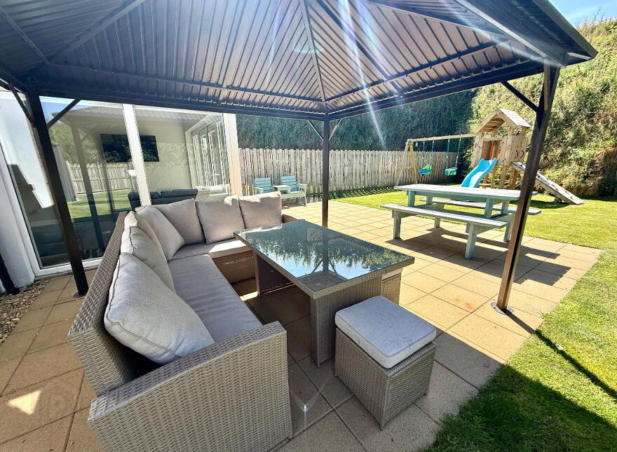 30 The Hillocks, Waterside, Derry, BT47 3FR