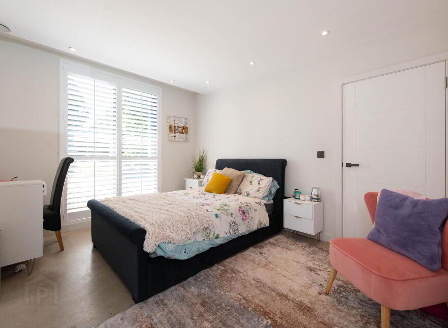 12 Glebe Road East, Newtownabbey, BT36 6DL