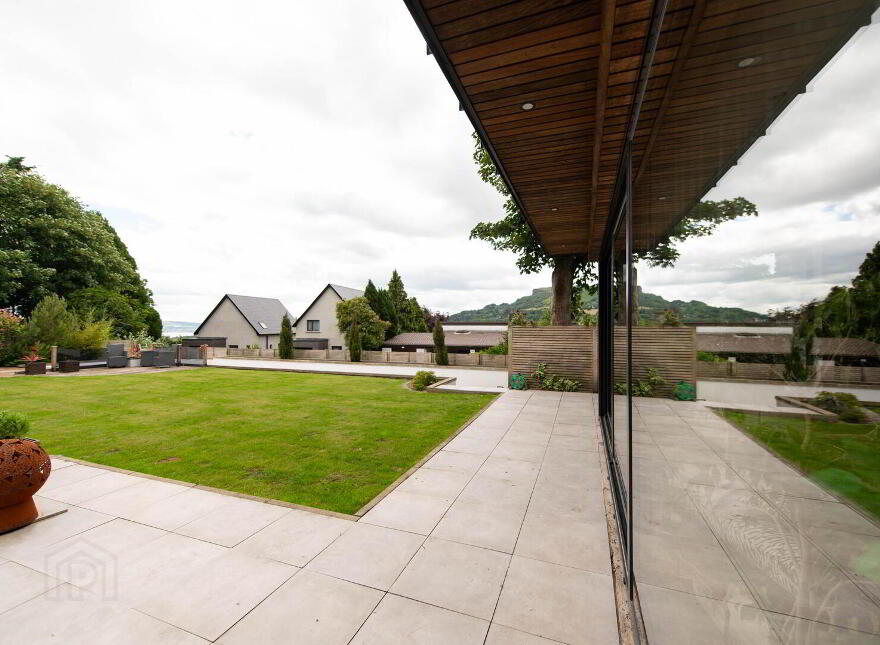 12 Glebe Road East, Newtownabbey, BT36 6DL