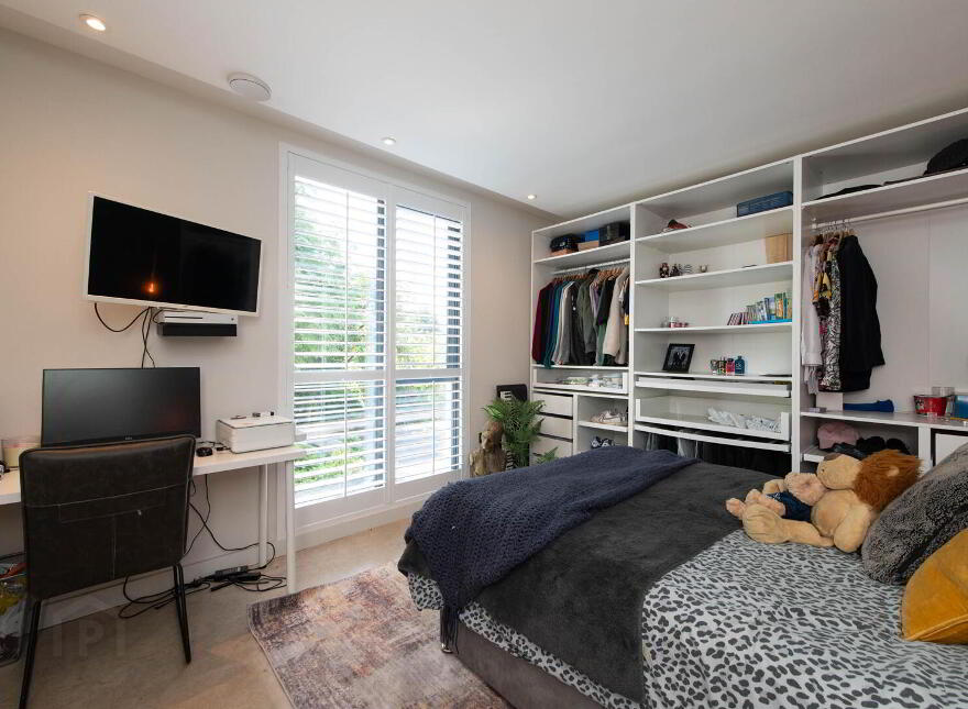12 Glebe Road East, Newtownabbey, BT36 6DL