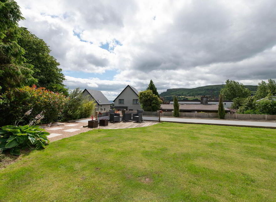 12 Glebe Road East, Newtownabbey, BT36 6DL