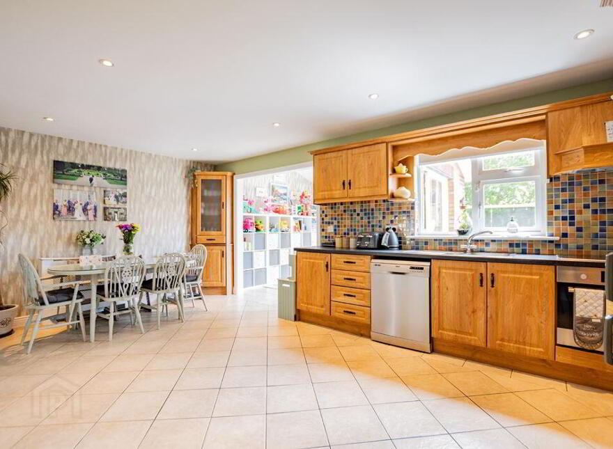 47 Oakfield, Tullamore, R32K5X6