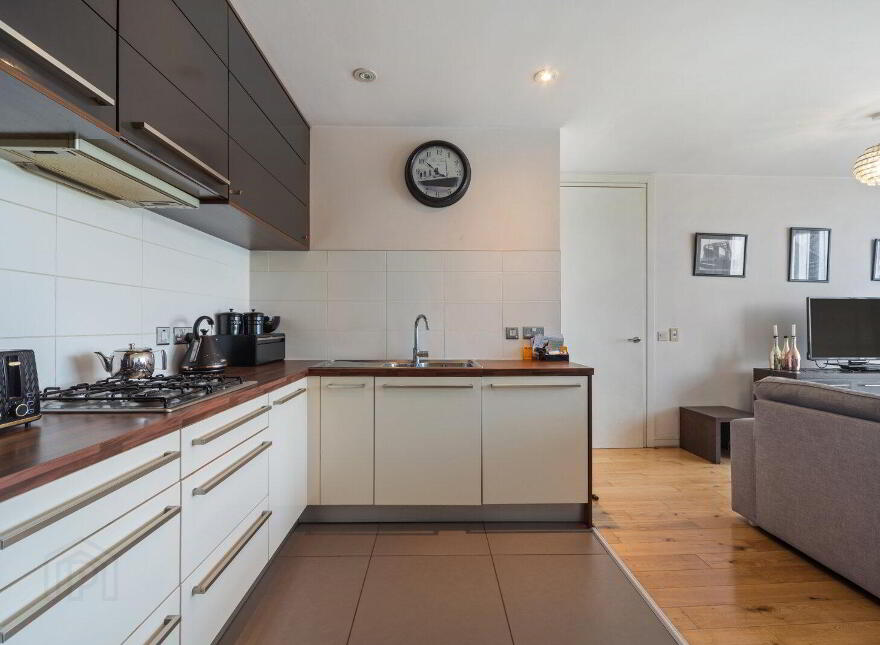 Apartment 3.33 The Arc Queens Road, Belfast, BT3 9FD