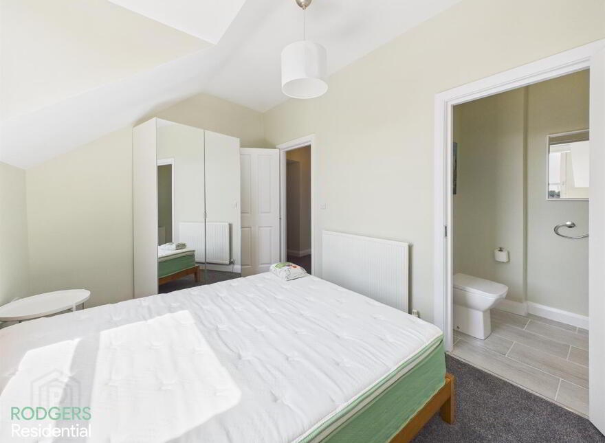 Apt 6, 42-46 Upper Newtownards Road, Belfast, BT4 3EL