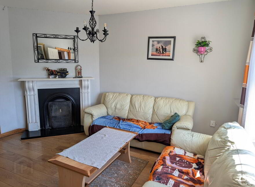 30 Cnoc An Iúir, Drumshanbo, N41PX28