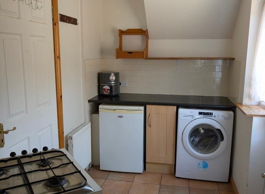 30 Cnoc An Iúir, Drumshanbo, N41PX28