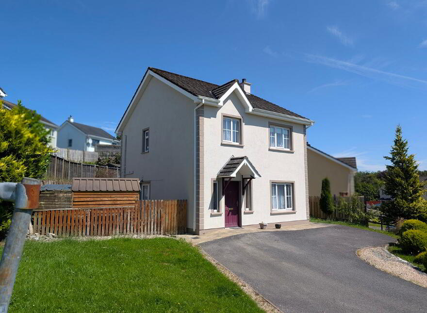30 Cnoc An Iúir, Drumshanbo, N41PX28