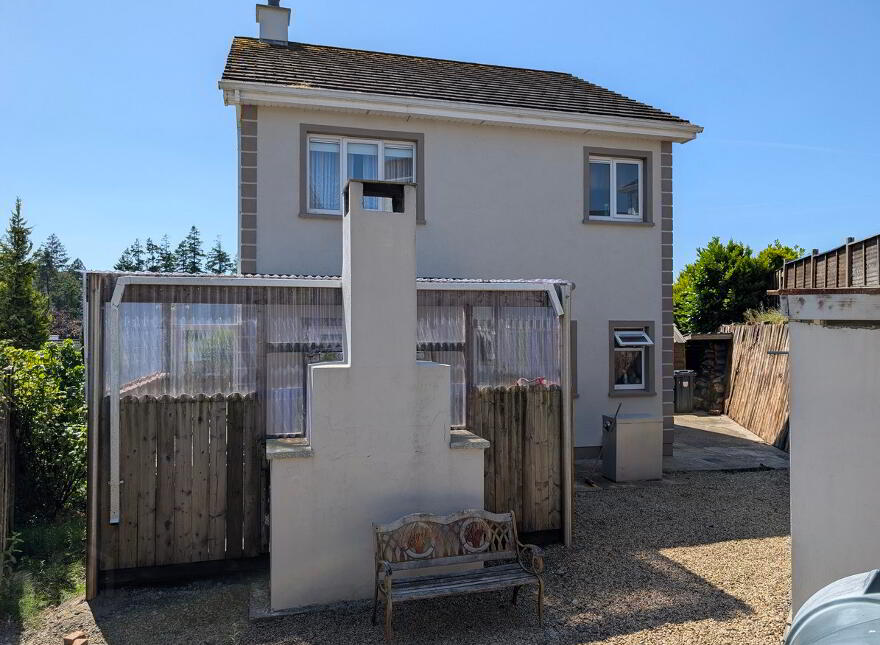 30 Cnoc An Iúir, Drumshanbo, N41PX28