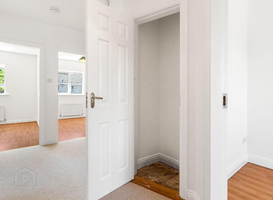 18a Pembroke Grove, Pembroke Wood, Passage West, T12ET10