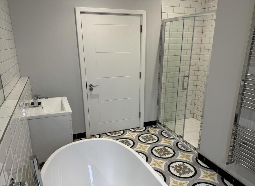 Apt 9 Balmoral Park Mews, 15 Upper Lisburn Road, Belfast, BT10 0GW