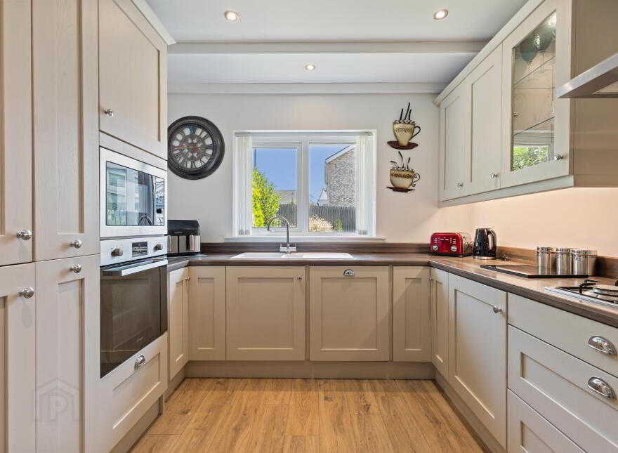 4 First Avenue Rivenwood, Newtownards, BT23 8HJ