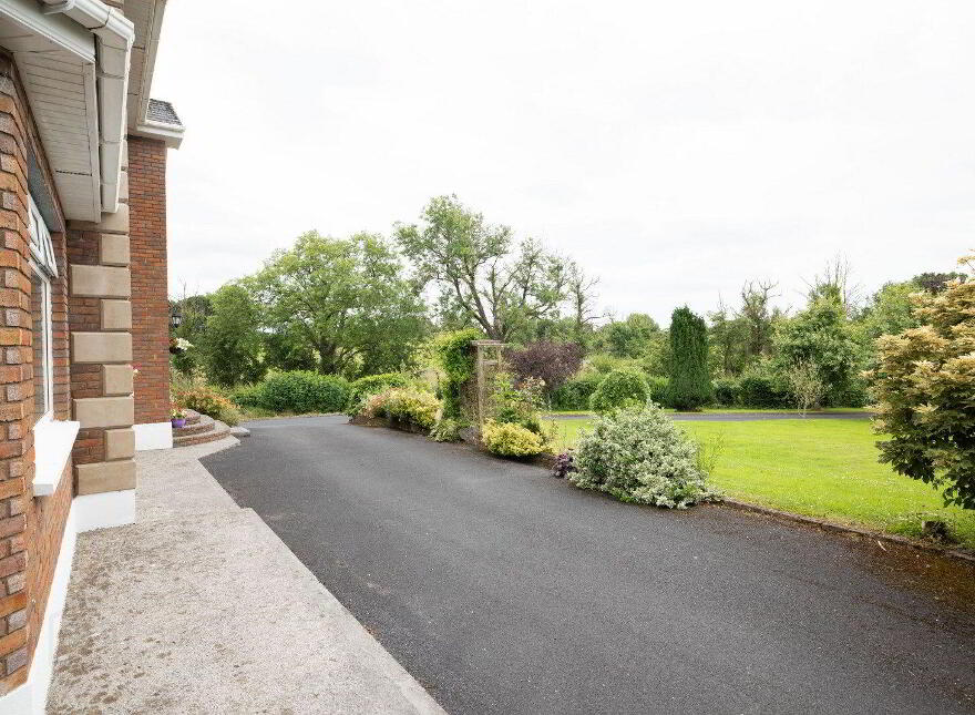 Kildallan, Monroe, Monroe, N91W6K3