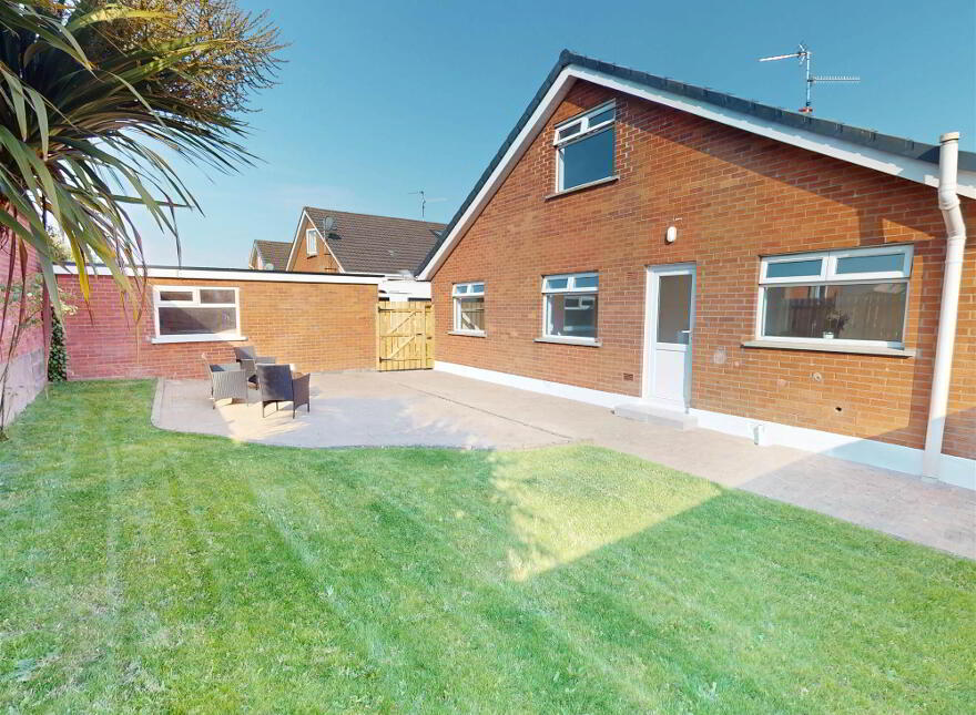 20 Monaville Drive, Lisburn, BT28 2DR