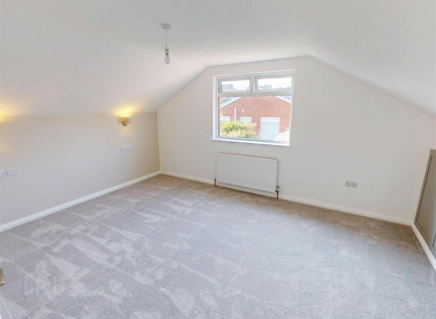 20 Monaville Drive, Lisburn, BT28 2DR