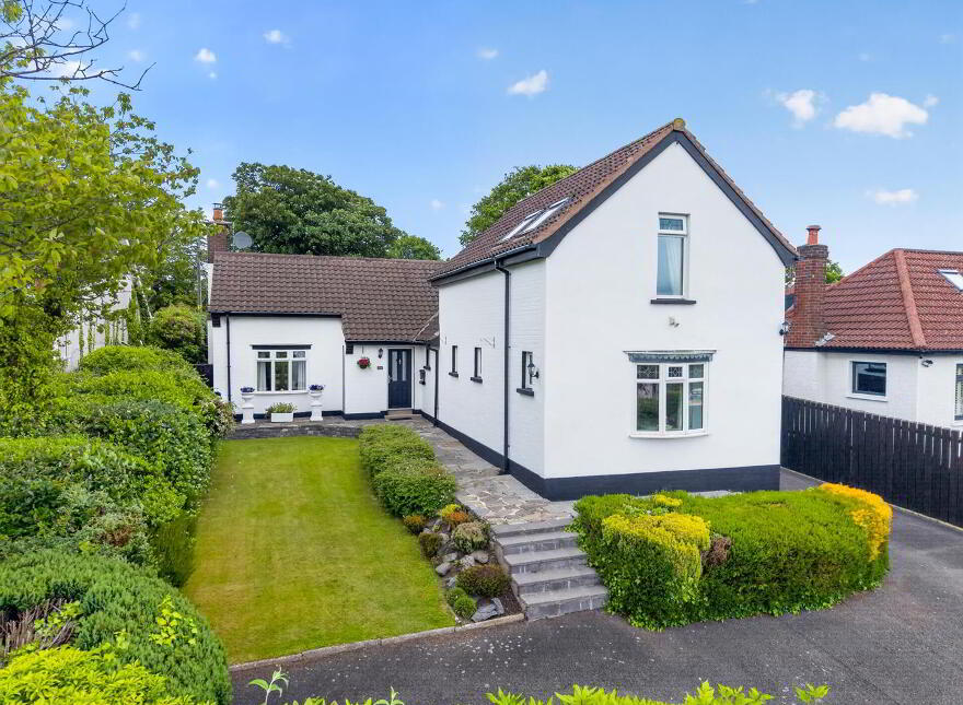 130 Crawfordsburn Road, Bangor, BT19 1BU photo