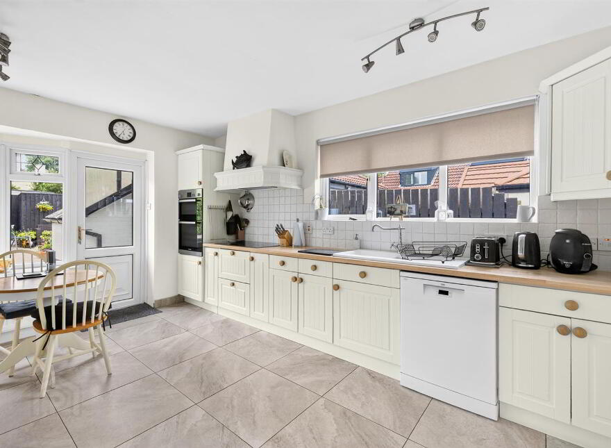 130 Crawfordsburn Road, Bangor, BT19 1BU