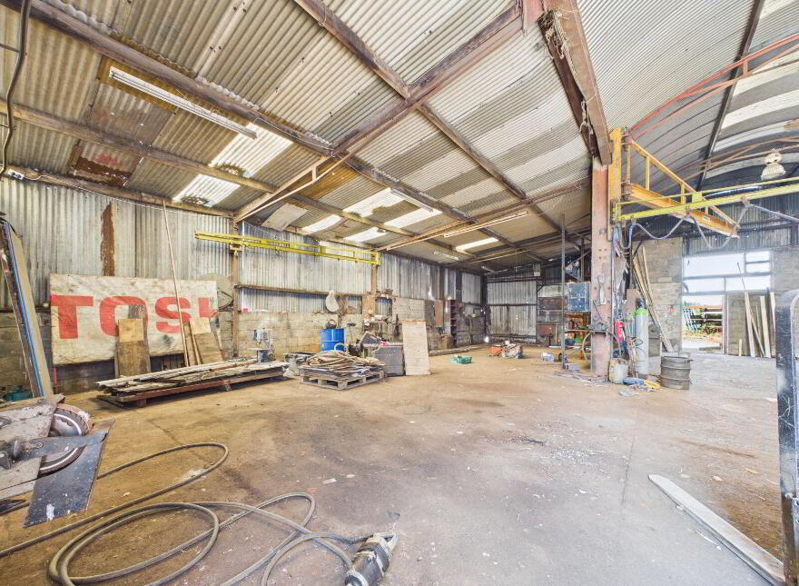 House And Commercial Units, Ballykeenan, Myshall, R21TY02