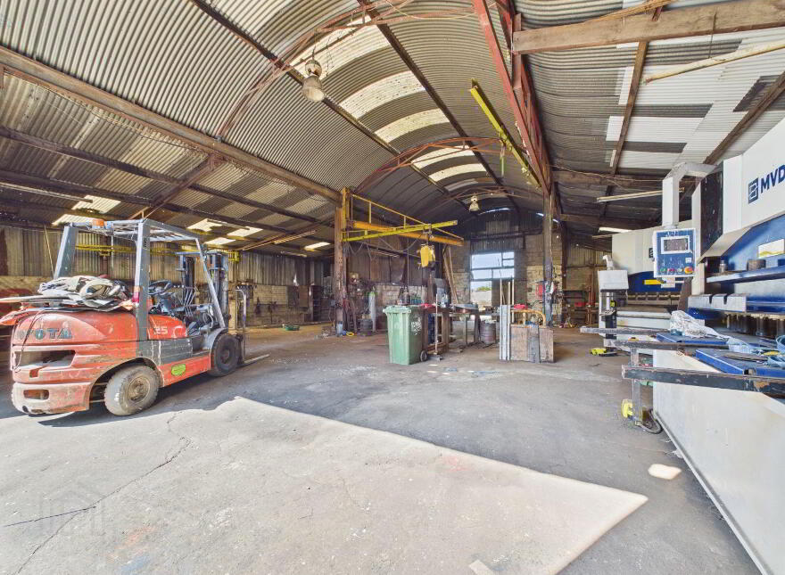 House And Commercial Units, Ballykeenan, Myshall, R21TY02