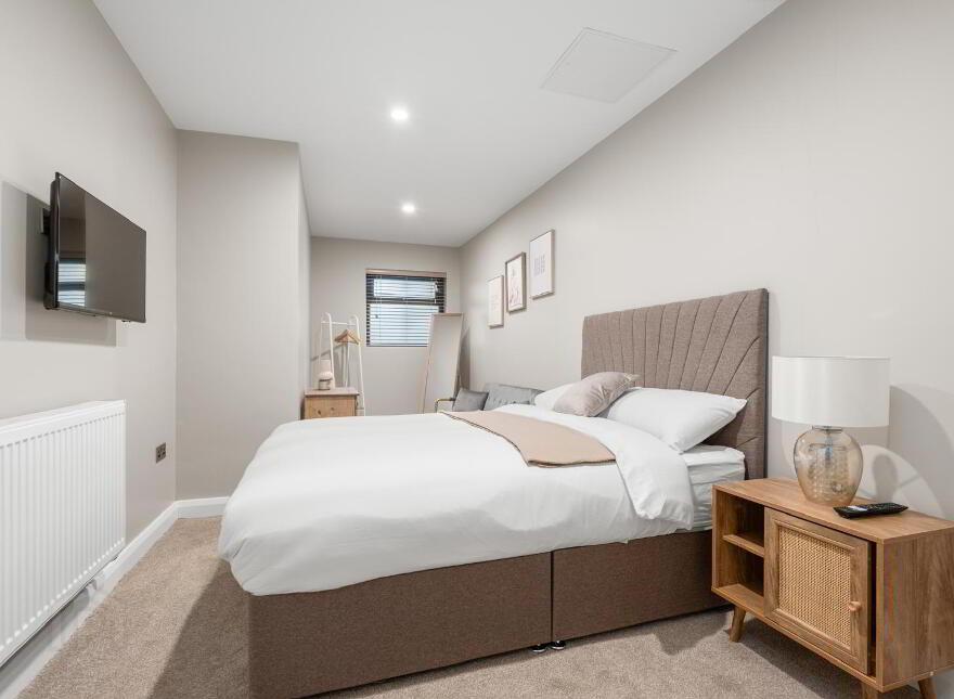 Apt 1, 225a Albertbridge Road, Belfast, BT5 4PX