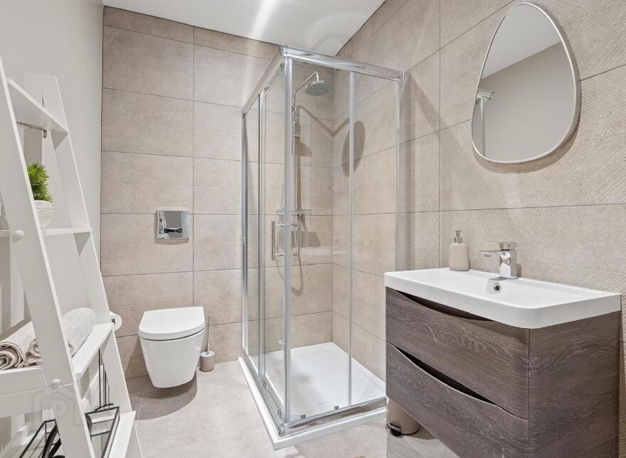 Apt 1, 225a Albertbridge Road, Belfast, BT5 4PX