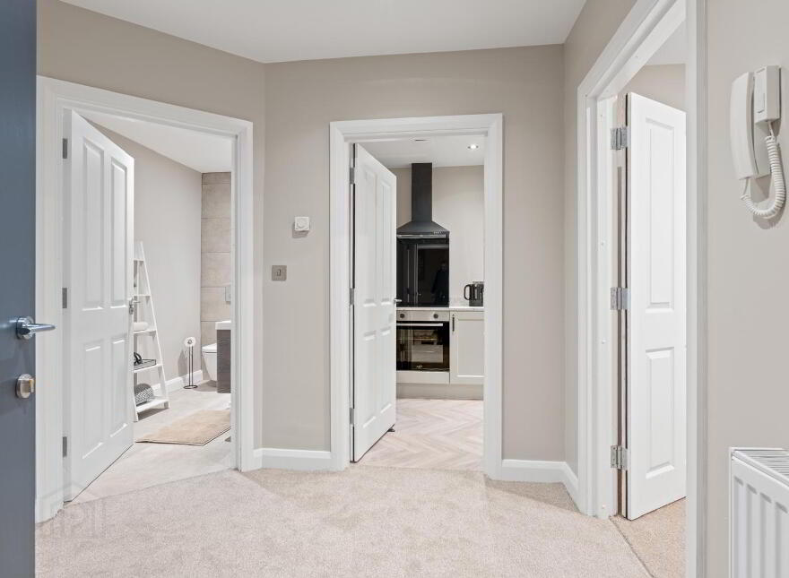 Apt 1, 225a Albertbridge Road, Belfast, BT5 4PX