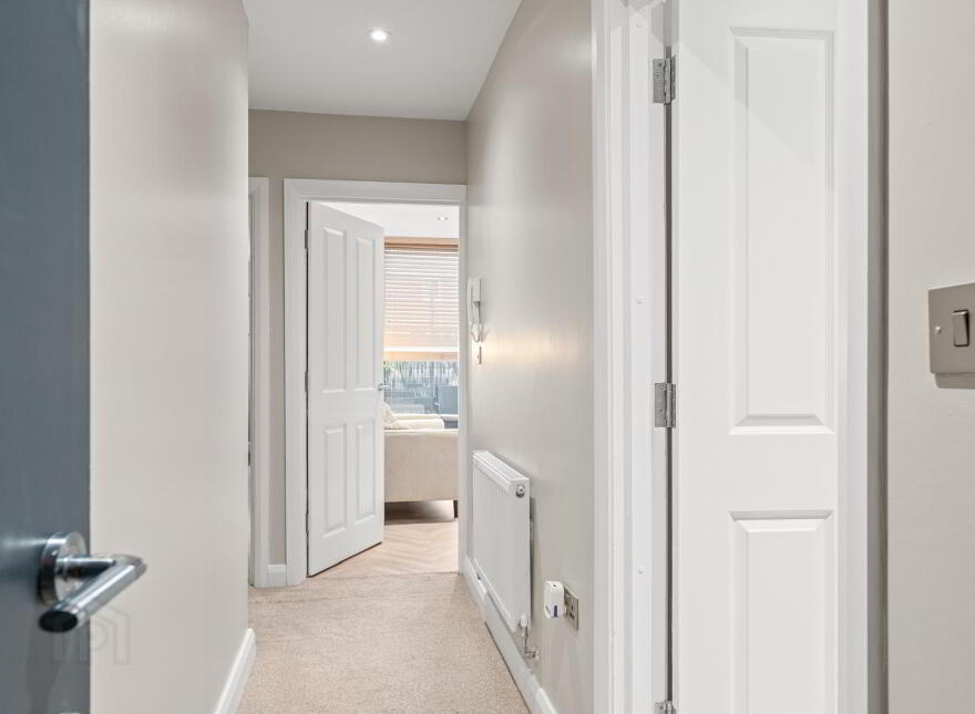 Apt 2, 225a Albertbridge Road, Belfast, BT5 4PX