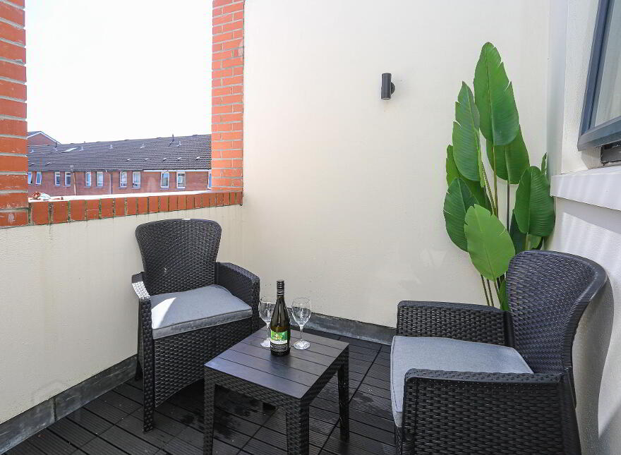 Apt 3, 225a Albertbridge Road, Belfast, BT5 4PX
