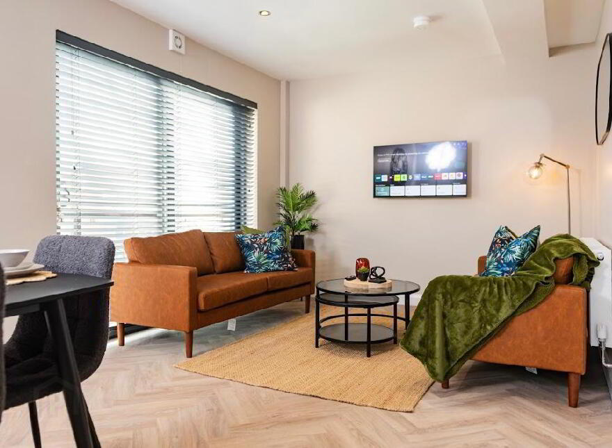 Apt 4, 225a Albertbridge Road, Belfast, BT5 4PX