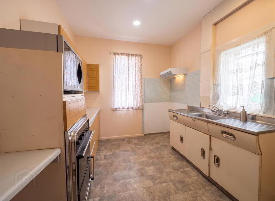 7 Linden Gardens, Belfast, BT14 6DD