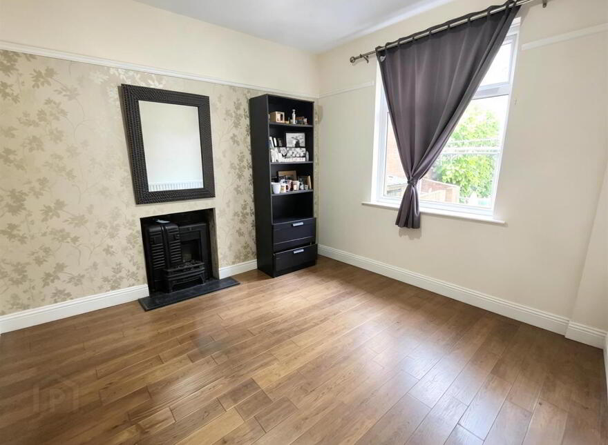 46 Lansdowne Park, Belfast, BT15 4AG