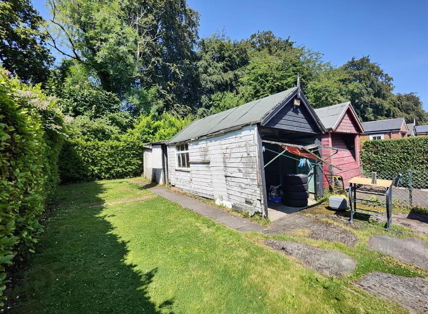 46 Lansdowne Park, Belfast, BT15 4AG