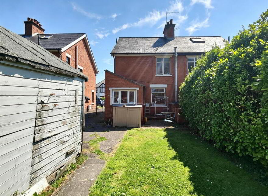 46 Lansdowne Park, Belfast, BT15 4AG