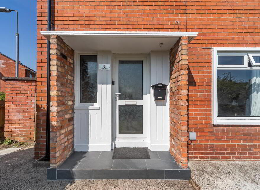 3 Castle Drive, Belfast, BT15 4GD