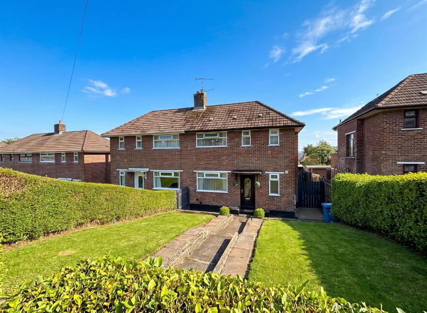 405 Ballysillan Road, Belfast, BT14 6RE