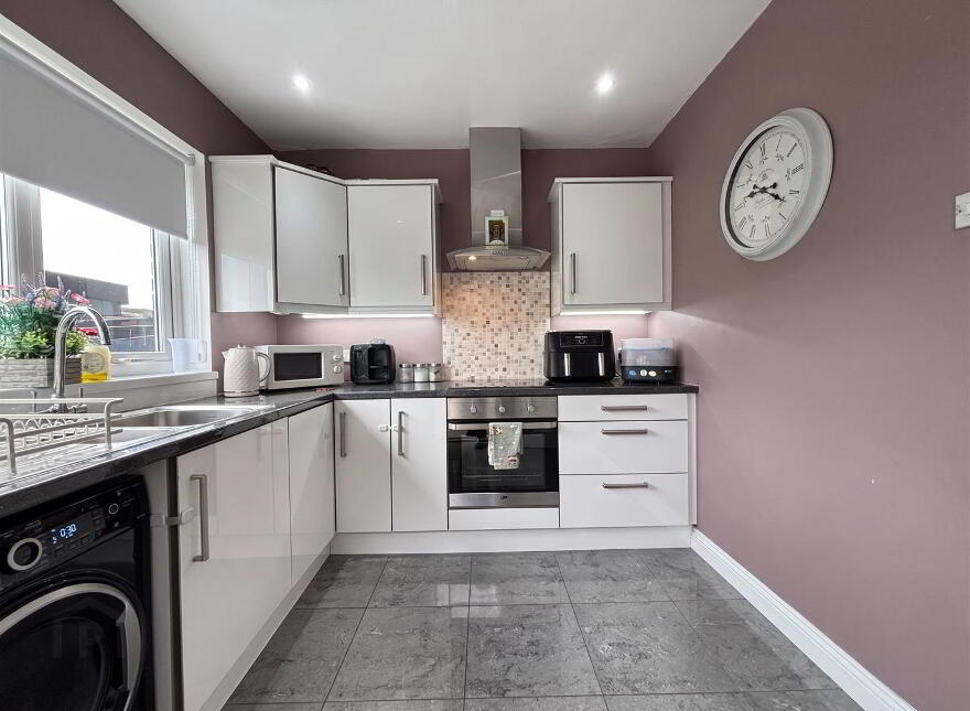 405 Ballysillan Road, Belfast, BT14 6RE