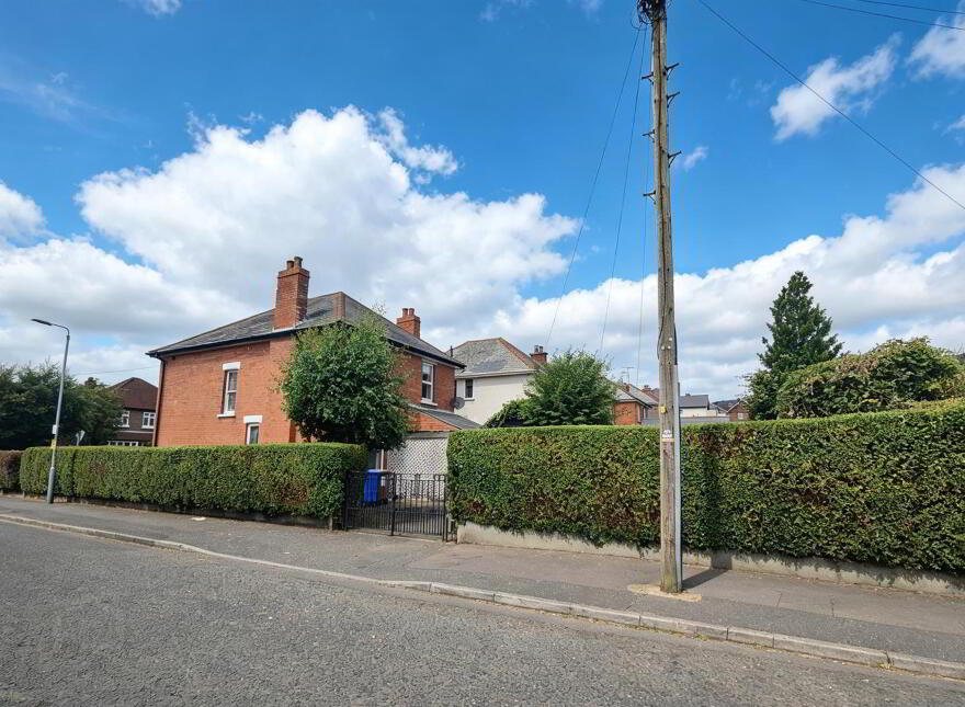 1 Sunningdale Park, Belfast, BT14 6RU