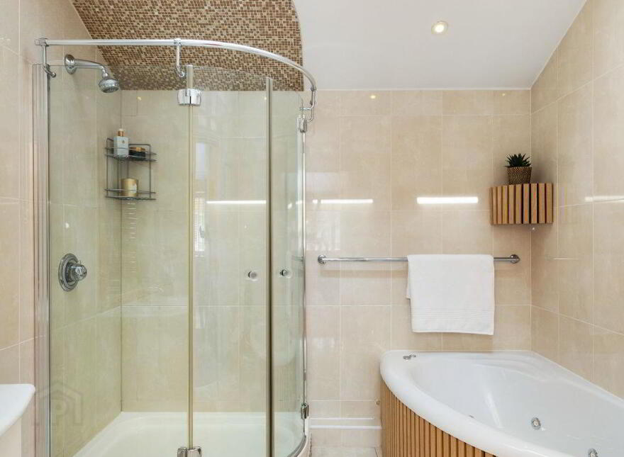 Apartment 7 Sandycove House Newtownsmith, Sandycove, A96RD80